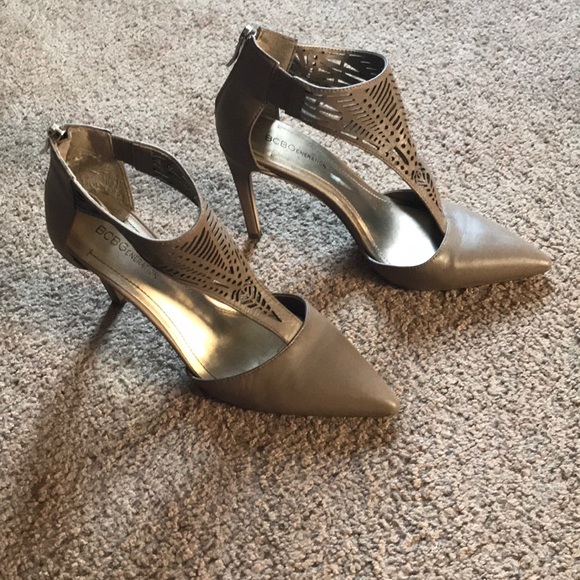 BCBG Generation Tan Pumps, Size 8 - Picture 2 of 6